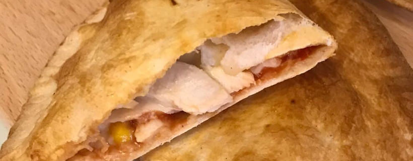 Panzerotti di pollo e prosciutto per cani