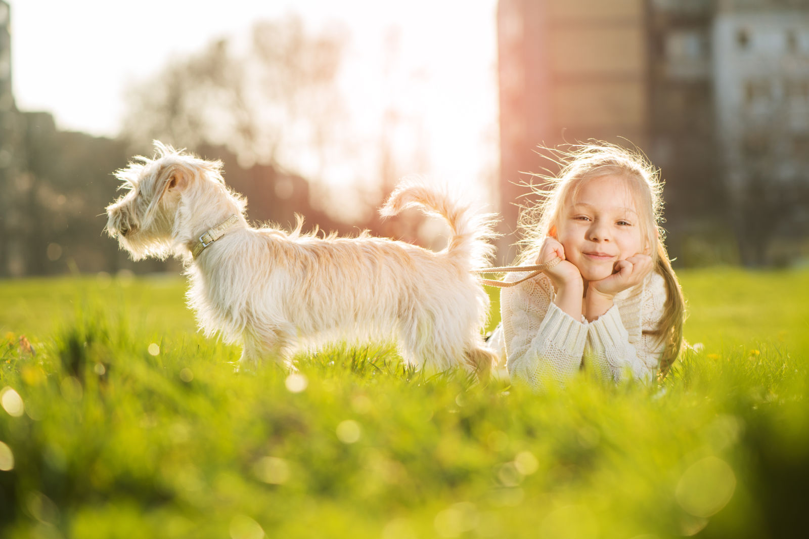 cane e bambina