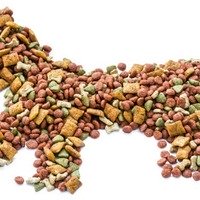Come si produce il cibo secco per i cani?